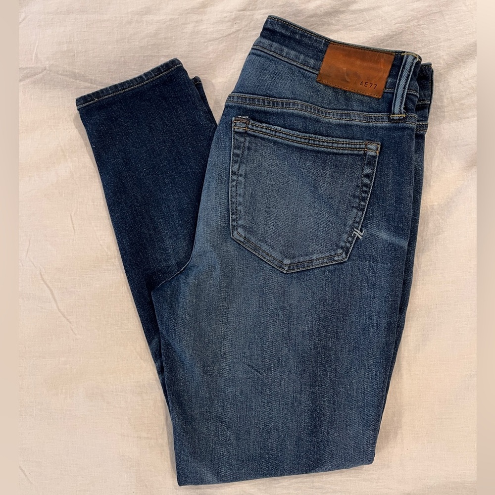 AE77 Premium Denim - Size 10, low rise, distressed, skinny jean.